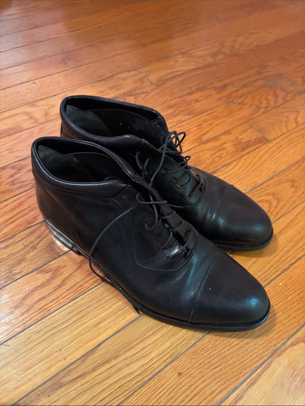 Johnston & Murphy Black Leather Domani Lace-Up Boots